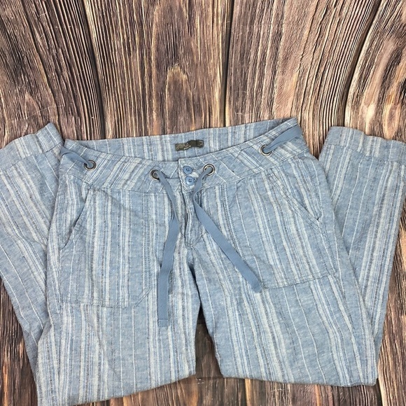 Prana Blue Striped Capris - Picture 1 of 12